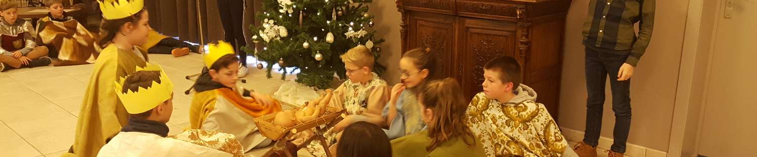 2018-12-19 Leerlingen van 5A voeren het kersttoneel op in het rusthuis