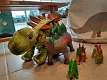 5: 2021-10-04 Thema   Pas op, een dino in de klas + verjaardag Djelano (Juf Kristien)_00005