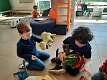 36: 2021-10-04 Thema   Pas op, een dino in de klas + verjaardag Djelano (Juf Kristien)_00036