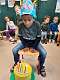 144: 2021-10-04 Thema   Pas op, een dino in de klas + verjaardag Djelano (Juf Kristien)_00144