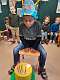 145: 2021-10-04 Thema   Pas op, een dino in de klas + verjaardag Djelano (Juf Kristien)_00145