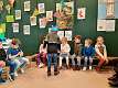 147: 2021-10-04 Thema   Pas op, een dino in de klas + verjaardag Djelano (Juf Kristien)_00147
