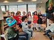 154: 2021-10-04 Thema   Pas op, een dino in de klas + verjaardag Djelano (Juf Kristien)_00154