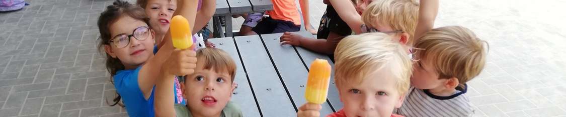 2022-06-30 Dank u, ouderraad, voor de lekkere ijsjes (K3)